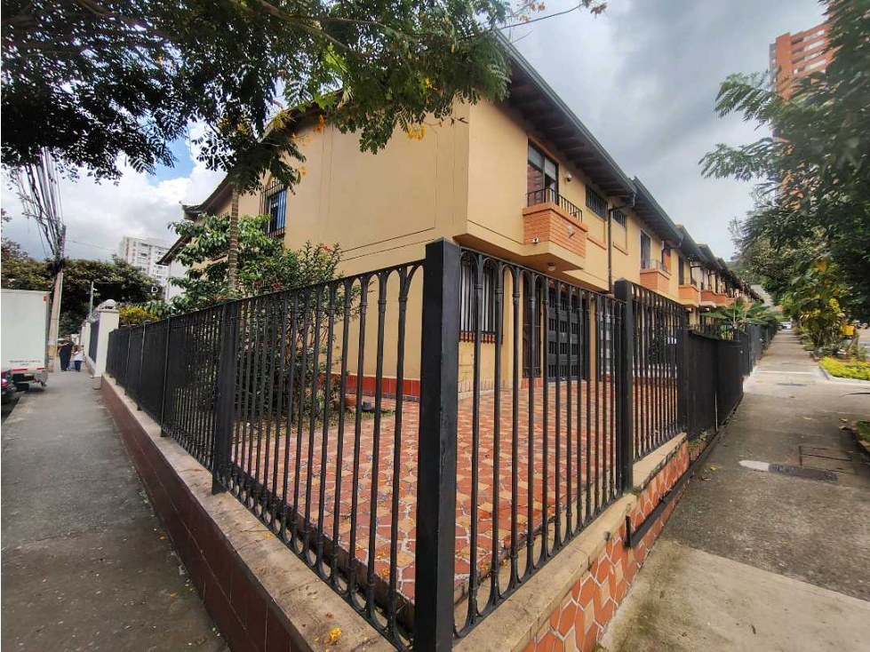 VENTA DE CASA EN SABANETA SECTOR ALDEA VERDE — foto 4