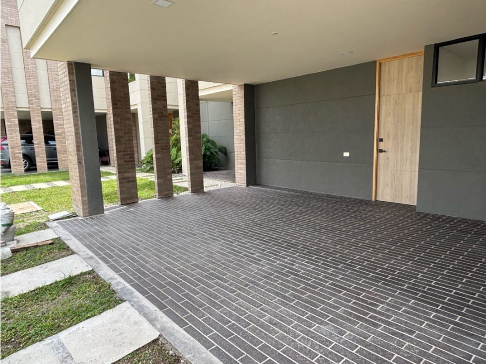 Venta de Casa Vista Panorámica en Parcelación Sajonía Cerca al Túnel — foto 4