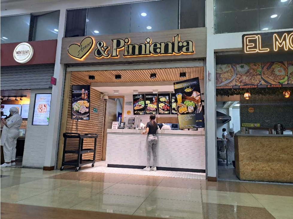 Venta de local en la zona de comidas del cc gran plaza — foto 4