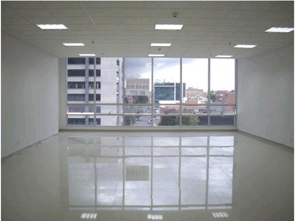 OFICINA EN VENTA EN EL SECTOR DE CHICO