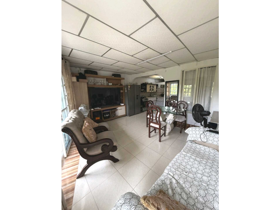 VENTA DE PROPIEDAD HORIZONTAL 2 PISO EN MOJICA ORIENTE CALI — foto 4
