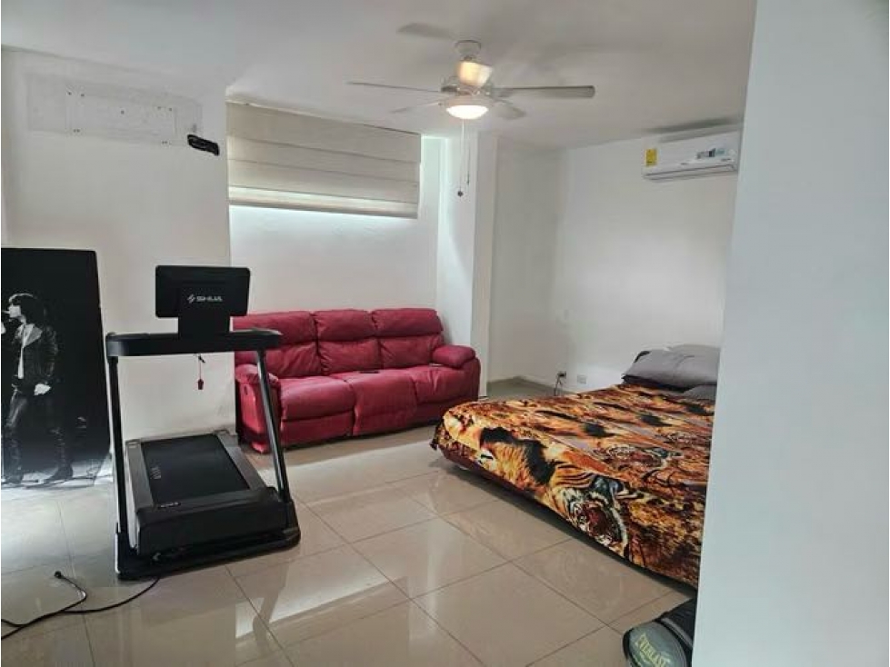 COSTA SUR / EXCLUSIVO / CASA REMODELADA / PISCINA PROPIA / 3 REC — foto 2