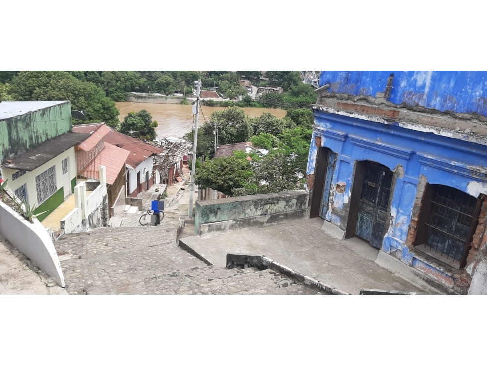 CR 11 12 05 - 6