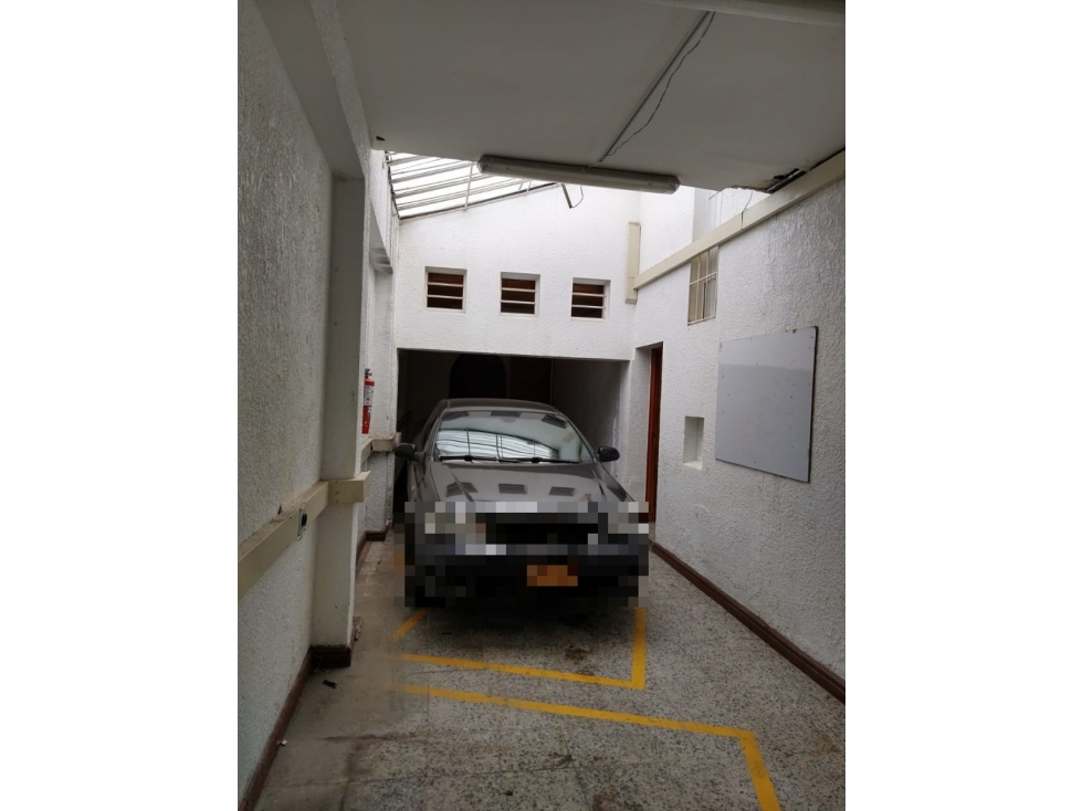 CR 17A 37 53 — foto 4