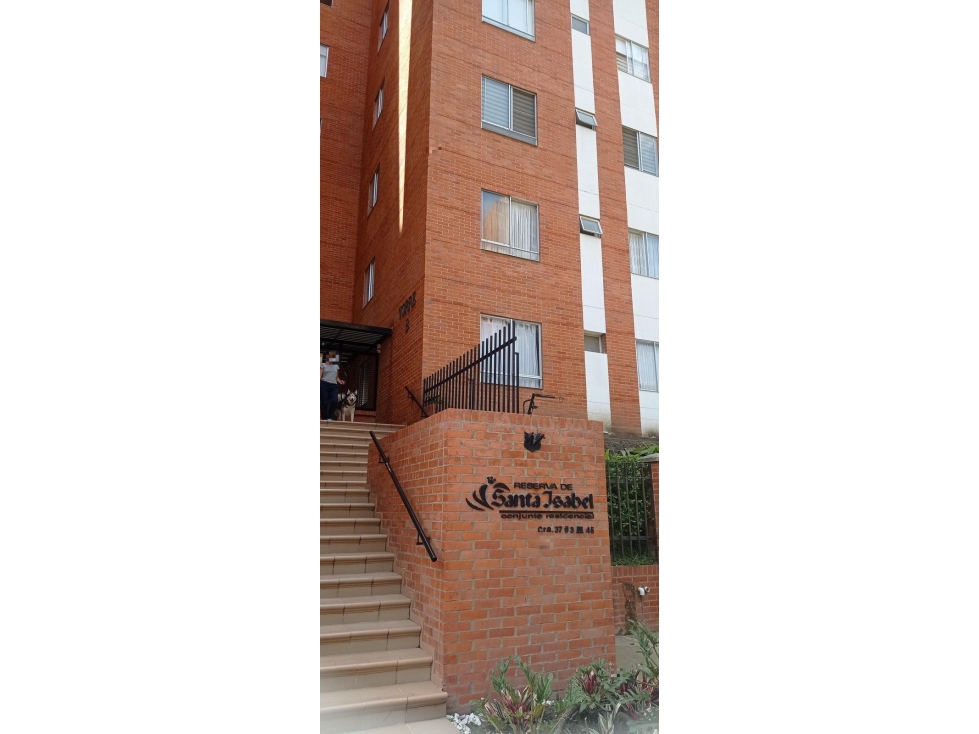 CR 37 3 BIS 45 CON RESERVA DE SANTA ISABEL AP 504 B TR B