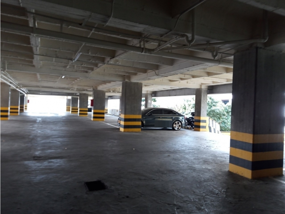 CRA 43A 14 27 PARQUEADERO 330 — foto 5