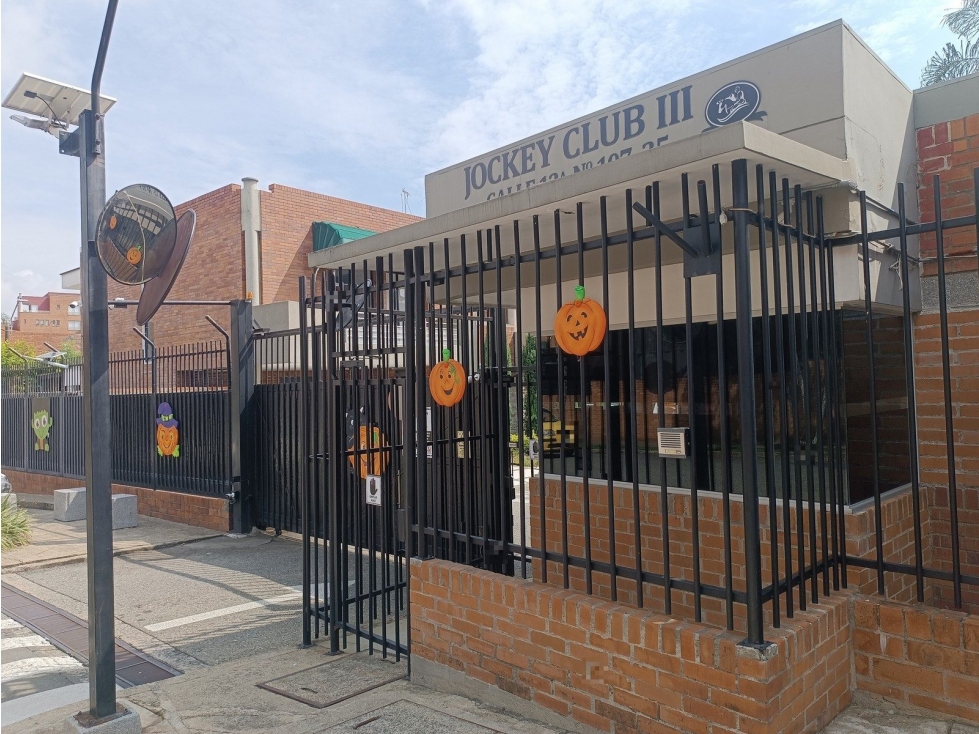 CS 9 CON JOCKEY CLUB III CL 12 A 107 25
