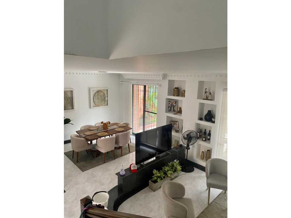 CS 9 CON JOCKEY CLUB III CL 12 A 107 25 — foto 5