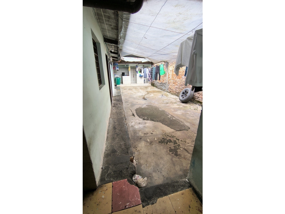 CS CR 18 8 B 12 — foto 6