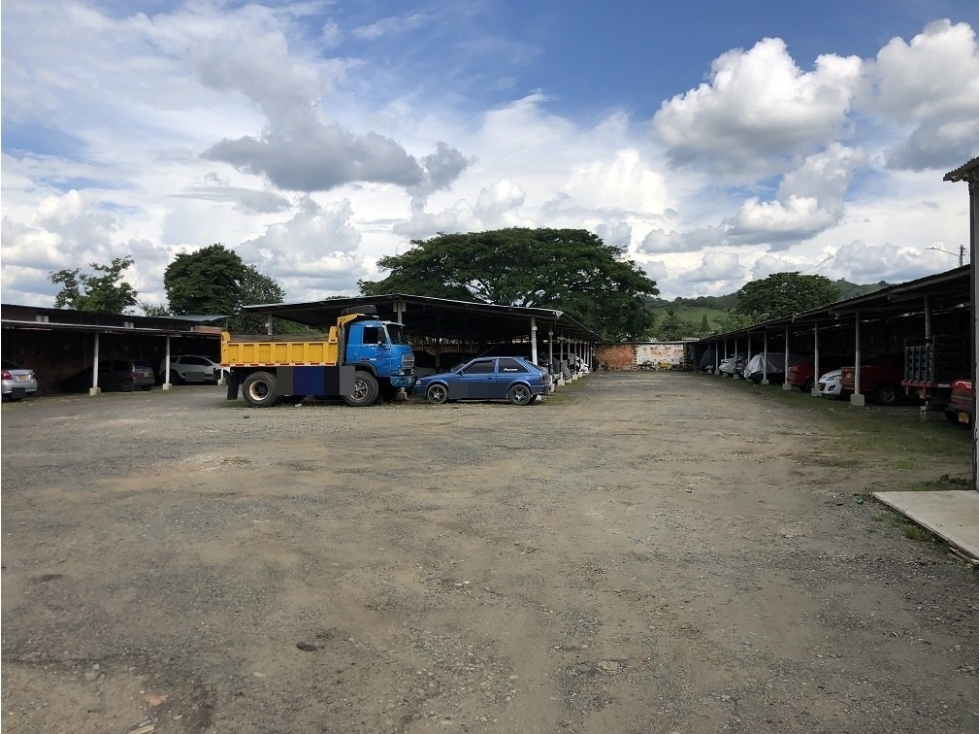 CS LT 3 EN CONSTRUCCION CL 9 Y 10 CR 18 Y 18B - 2
