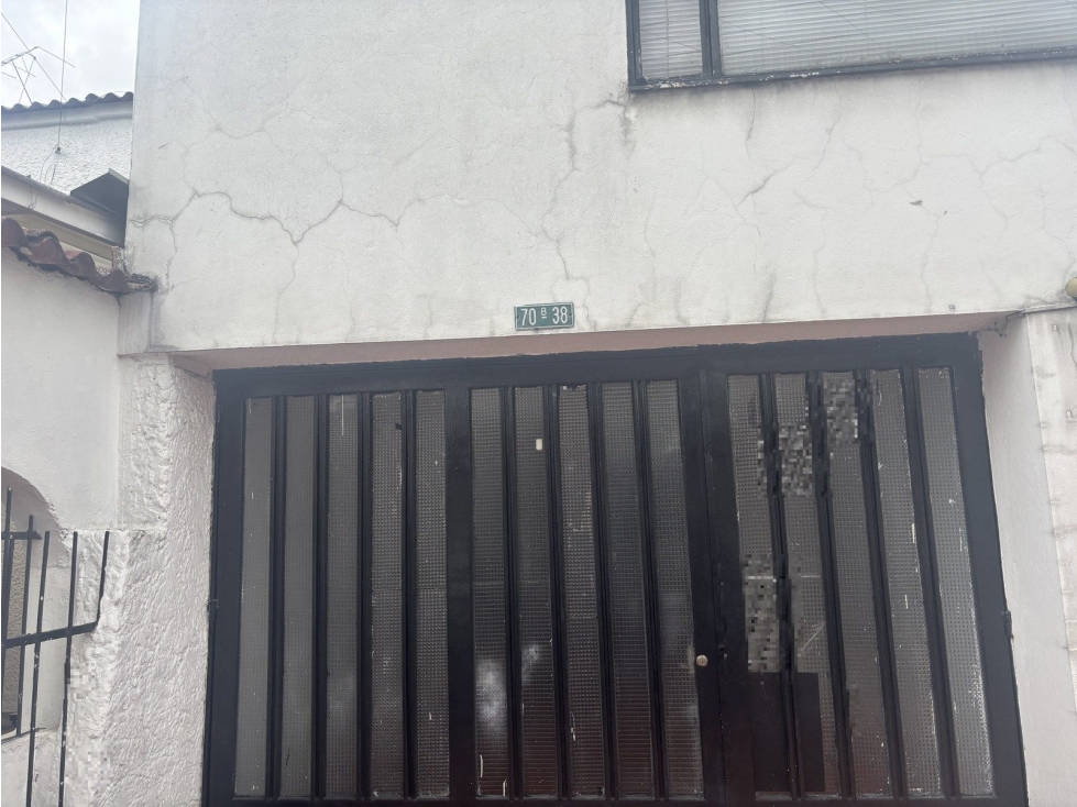 CS LT URB NUEVO MONTERREY MZ 4 CLL 101 53 38 TE 5