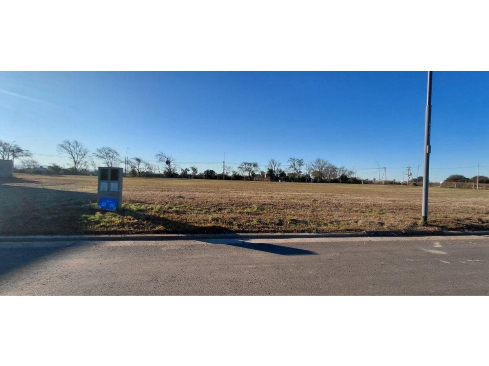 VENTA LOTE 250m² APTO CASA EN CUESTAS DE MANANTIALES II CORDOBA - 1