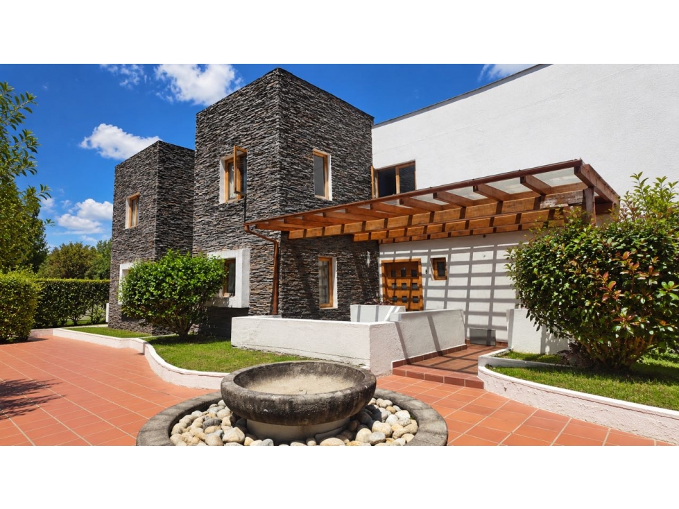 Cumbayá, Casa en Renta, 276,10 m2, 3 dormitorios, 2 parqueaderos. — foto 2