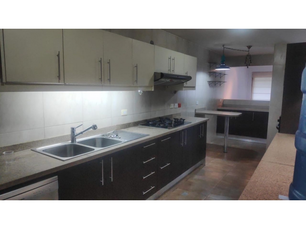 Cumbayá, Casa en Renta, 276,10 m2, 3 dormitorios, 2 parqueaderos. — foto 6