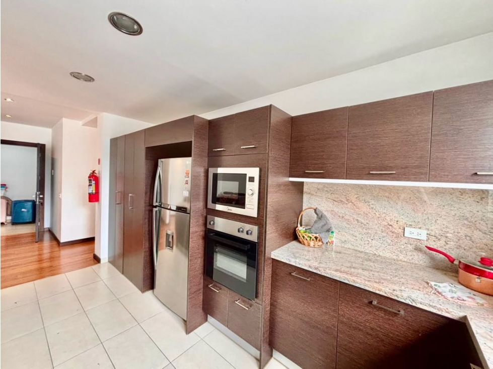 Cumbaya Departamento 95m2, 2 dormitorios, Balcón — foto 5