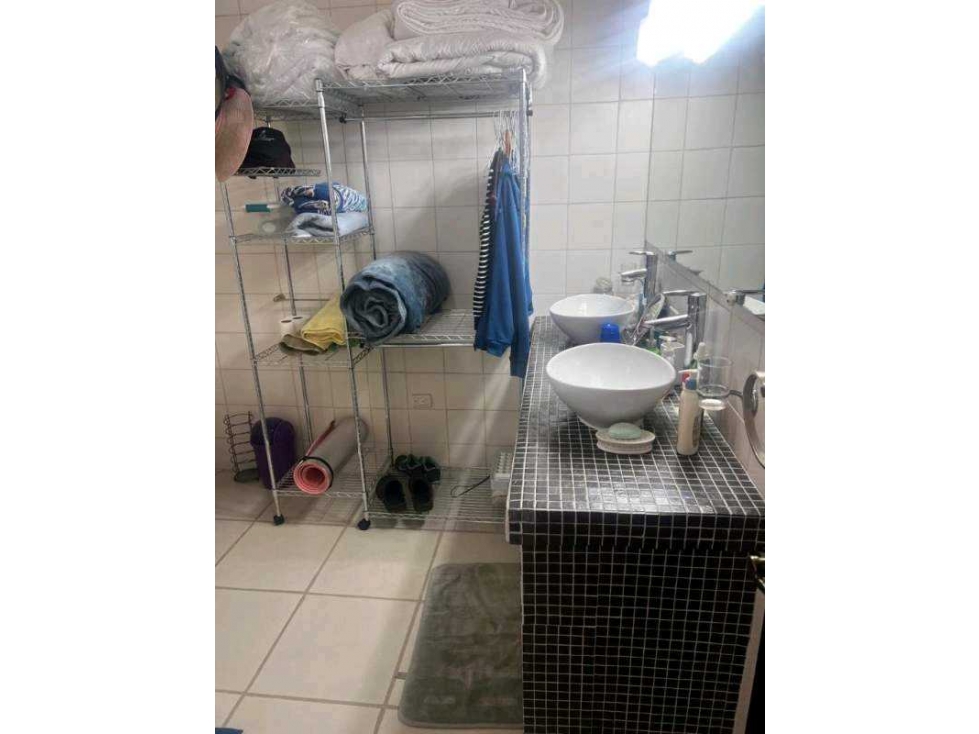 VENTA DE CASA EN PUNTA BARCO VIEJO, LINDA Y AMUEBLADA - 2