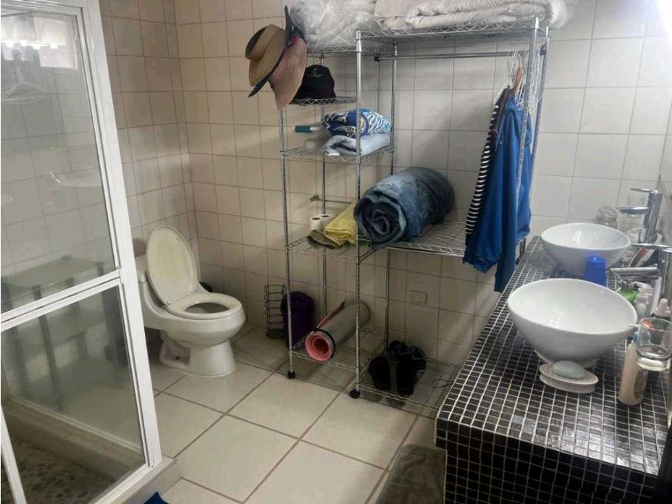 VENTA DE CASA EN PUNTA BARCO VIEJO, LINDA Y AMUEBLADA - 4