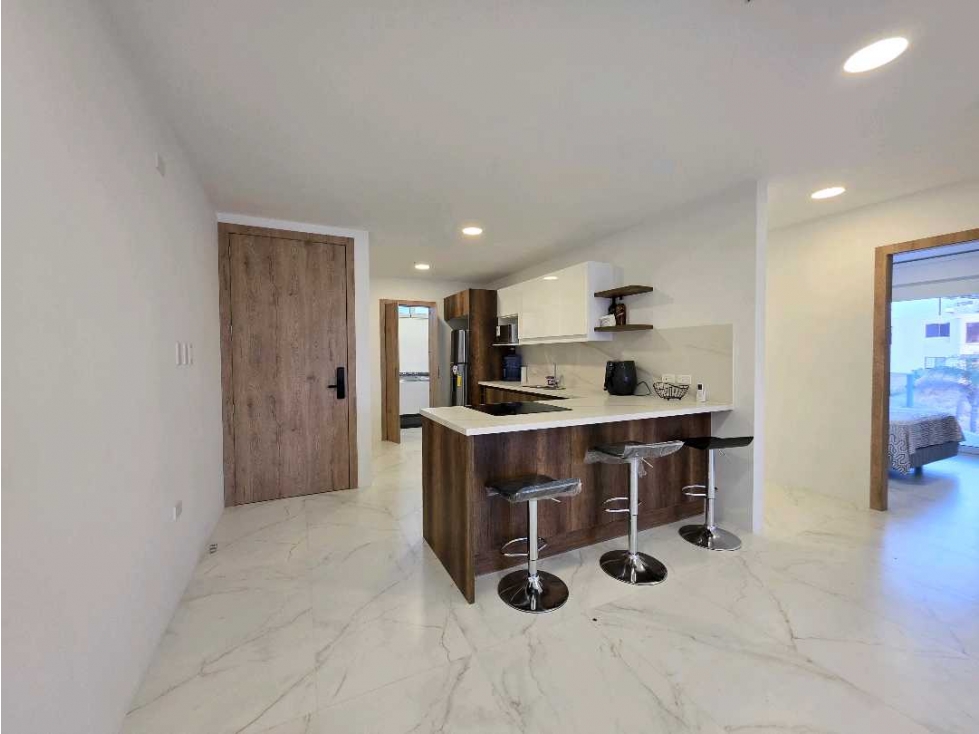 Rento departamento de 3 dormitorios en planta baja Elit, Manta — foto 5