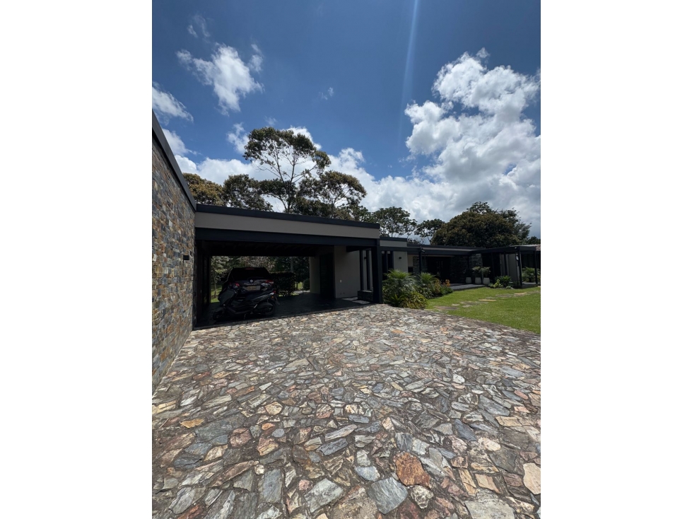 SE VENDE FINCA EN LA CEJA EN PARCELACION MONTEMADERO — foto 3