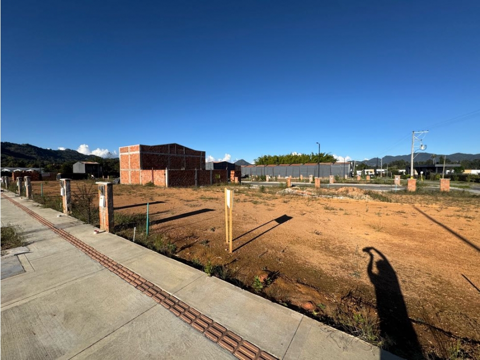 Se VENDE LOTE EN LA CEJA UNIDAD CERRADA CAMPESTRE REA — foto 4