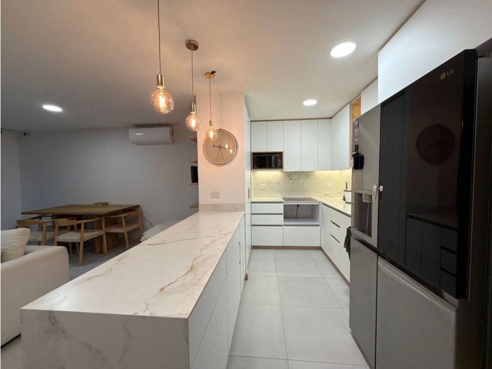 DE VENDE MODERNO APTO EN RNVIGADO LOMA DEL ESCOBERO CERCA A CITY PLAZA — foto 2