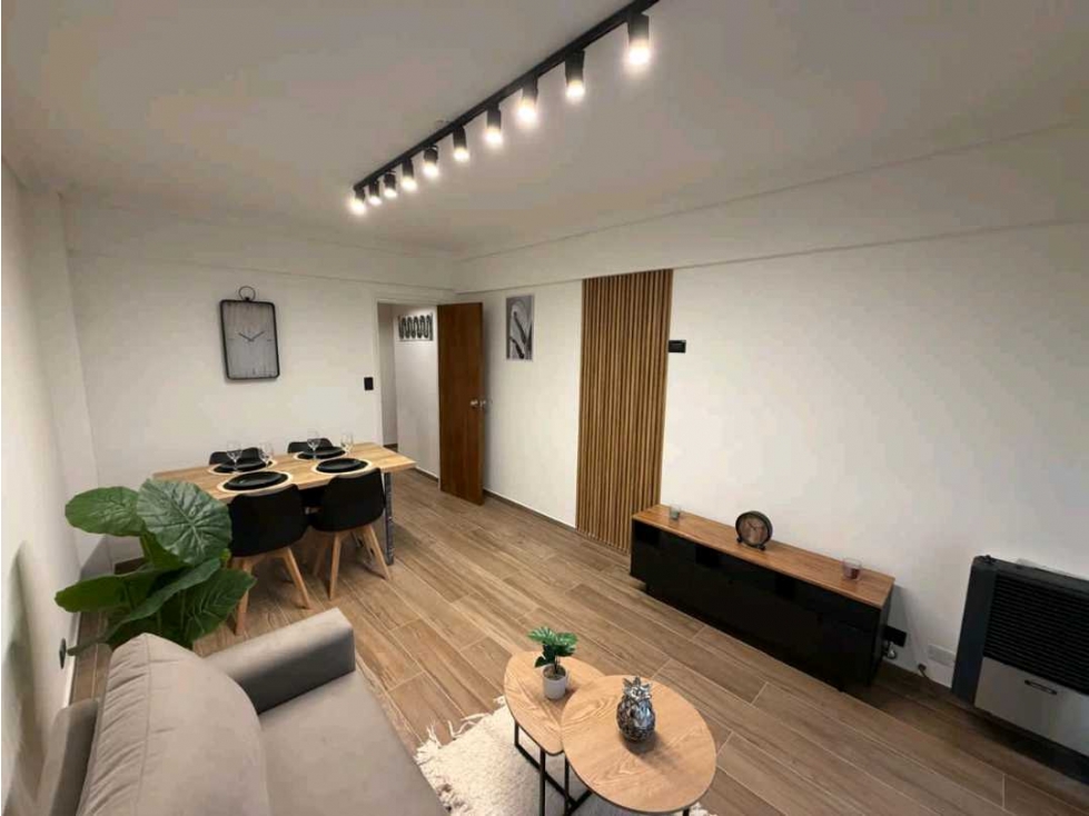 DEPARTAMENTO 2 AMBIENTES CON BALCÓN EN CORRIENTES 2050 RECICLADO!!! - 2