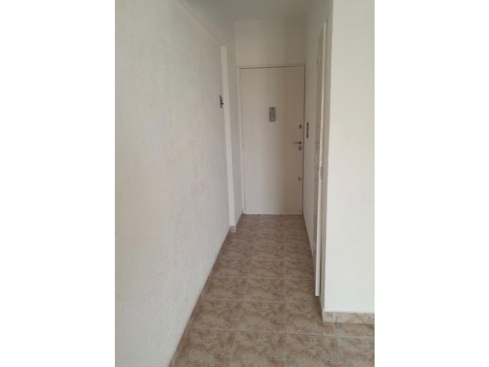 Departamento 2 Ambientes con Balcón y Vista Abierta — foto 2