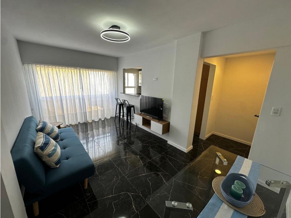 Departamento 2 ambientes contrafrente reciclado con balcon - 2