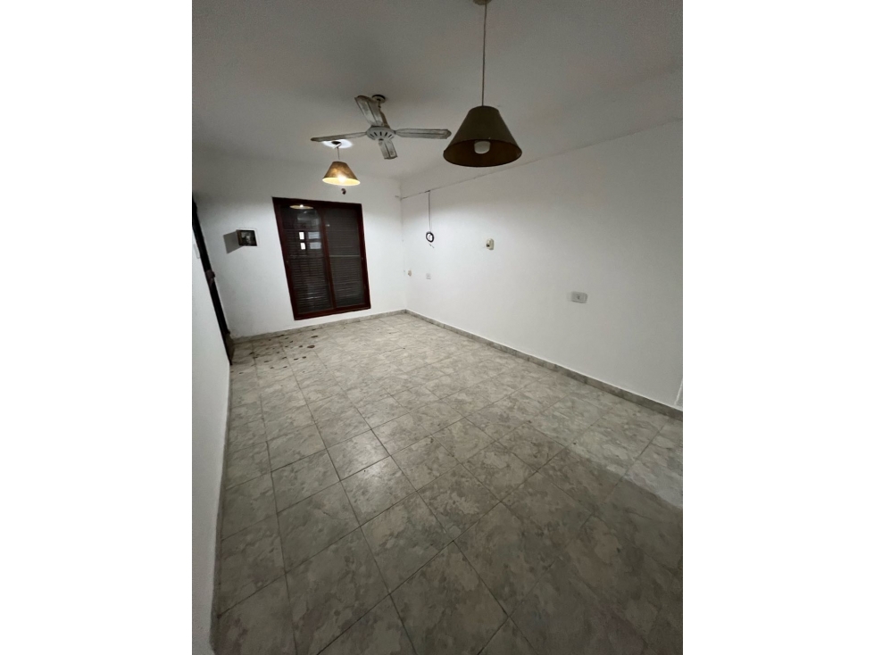 Departamento 2 dormitorios en PB B° Malvinas - 5