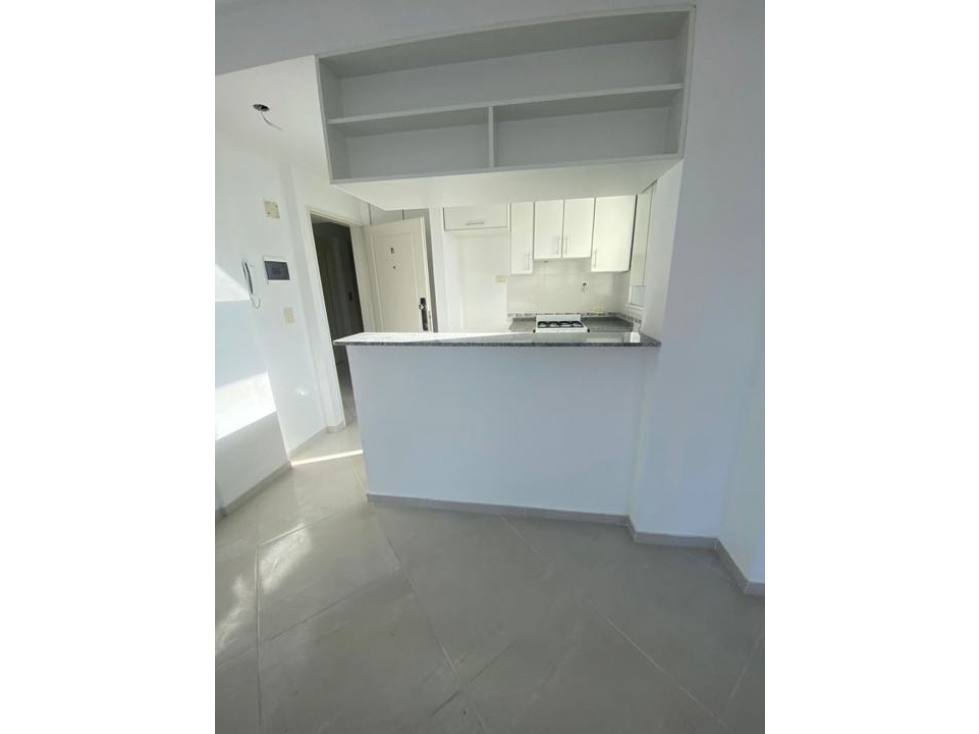 Departamento 3 ambientes a una cuadra del mar. La Perla — foto 2