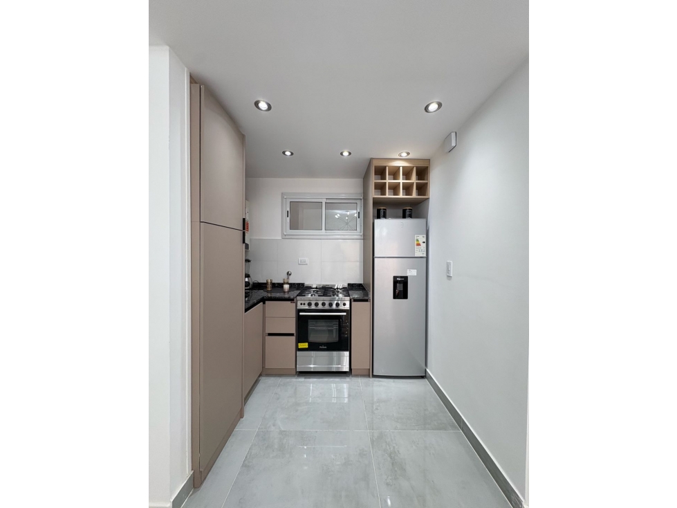 DEPARTAMENTO 3 AMBIENTES EXTERNO CON BALCON SALIENTE - 6