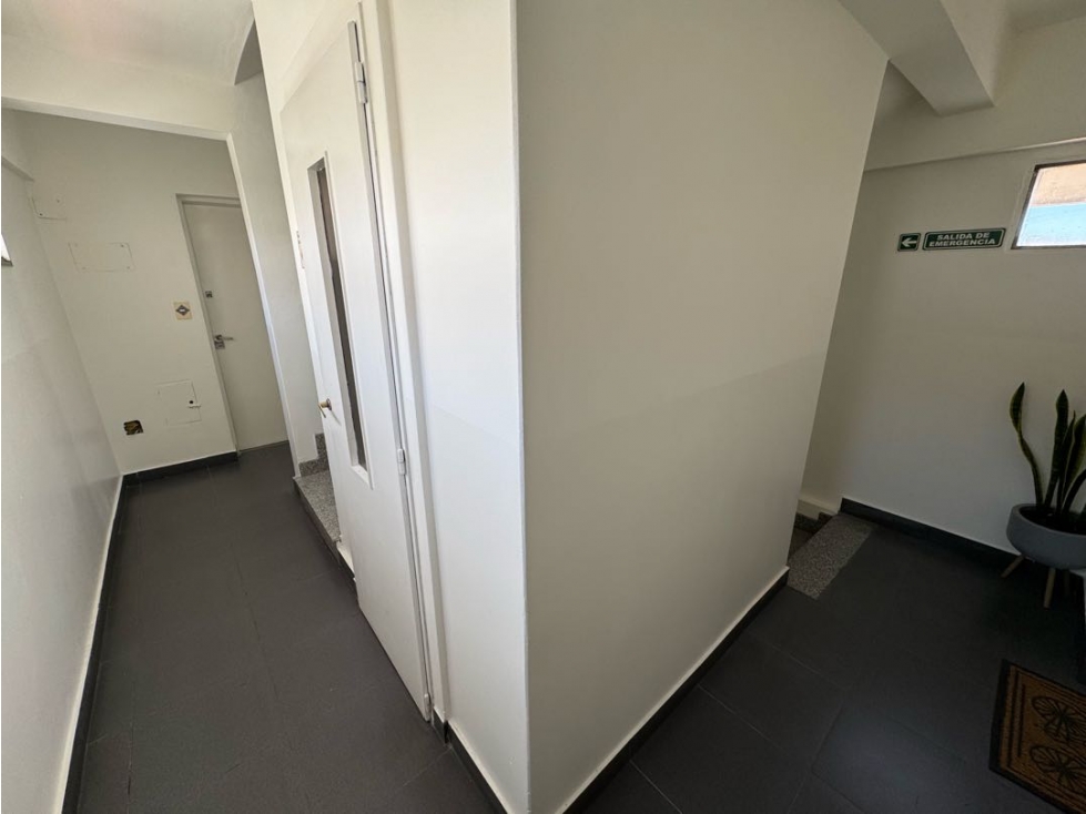 Departamento a metros de Av. Varela en venta - 6
