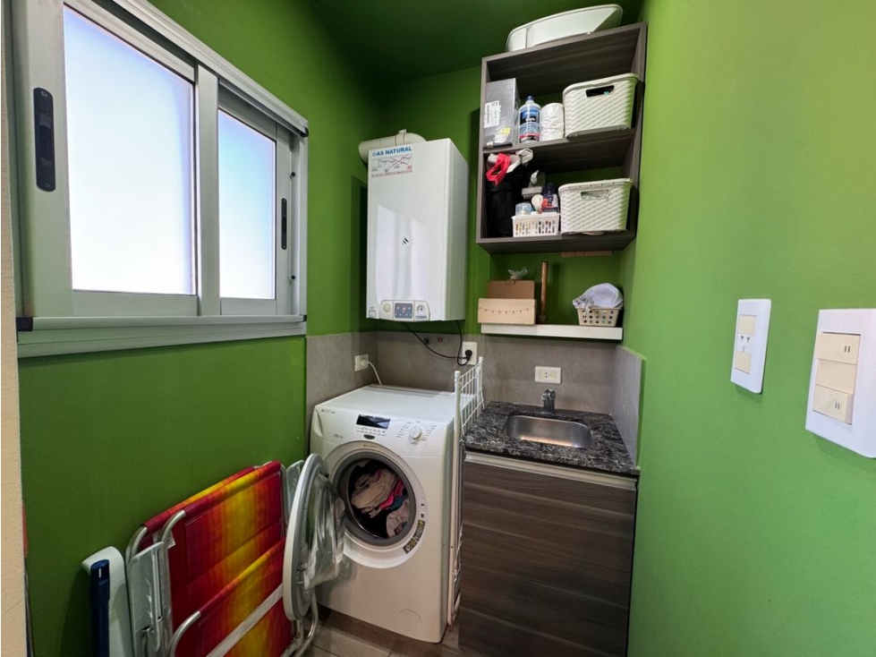 Departamento centrico en venta - 4