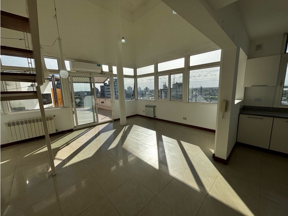 Departamento con 3 dormitorios, 3 baños y terraza privada en venta — foto 4