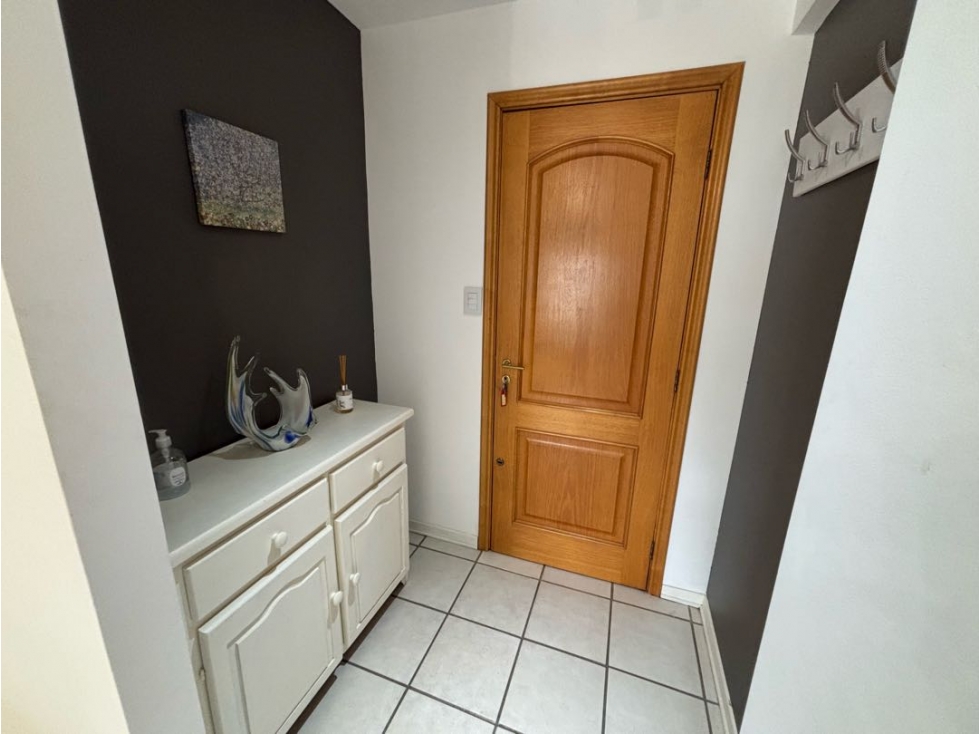 Departamento con dos dormitorios a metros de Av. Rocca en alquiler - 5