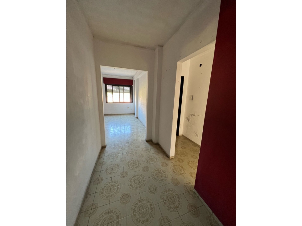 Amplio dpto de 2 dormitorios sobre Av a remodelar! — foto 6