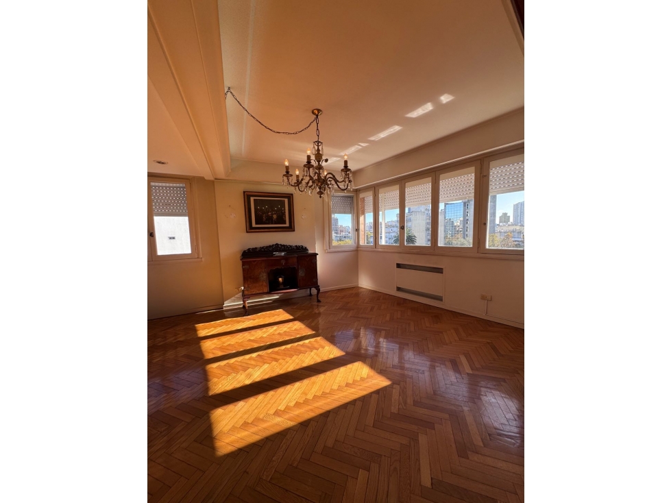 DEPARTAMENTO DE 5 AMBIENTES A LA CALLE - CORDOBA 1508 - 6