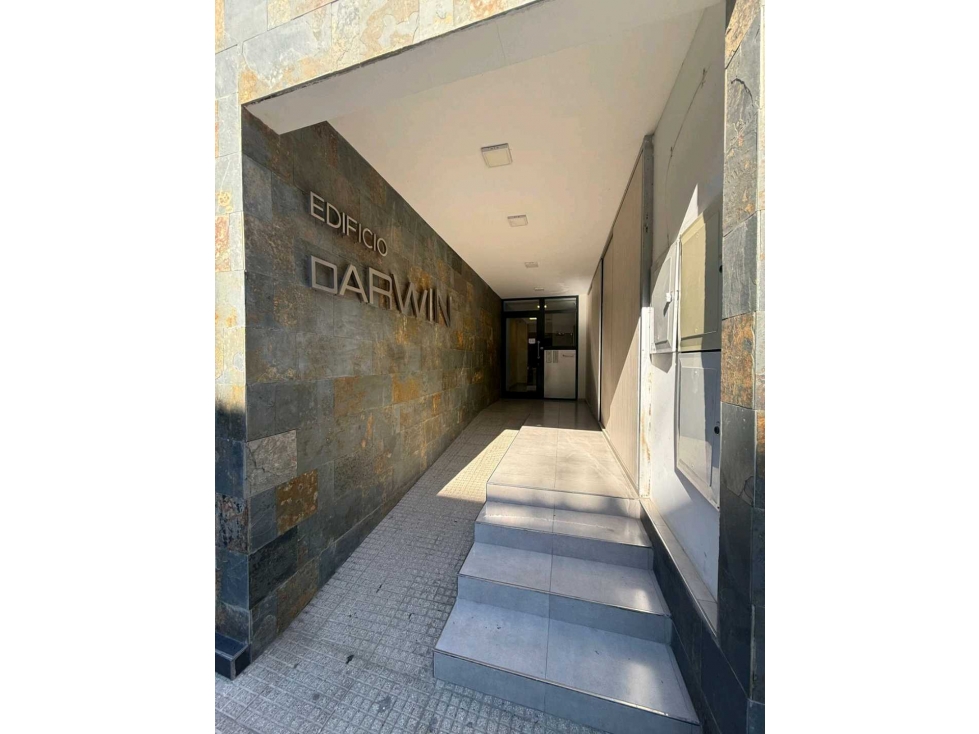 DEPARTAMENTO DE CATEGORÍA EN VENTA PLENO CENTRO DE VILLA CARLOS PA - 1