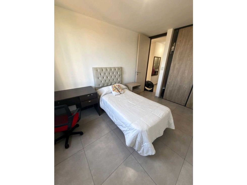DEPARTAMENTO DE CATEGORÍA EN VENTA PLENO CENTRO DE VILLA CARLOS PA - 5