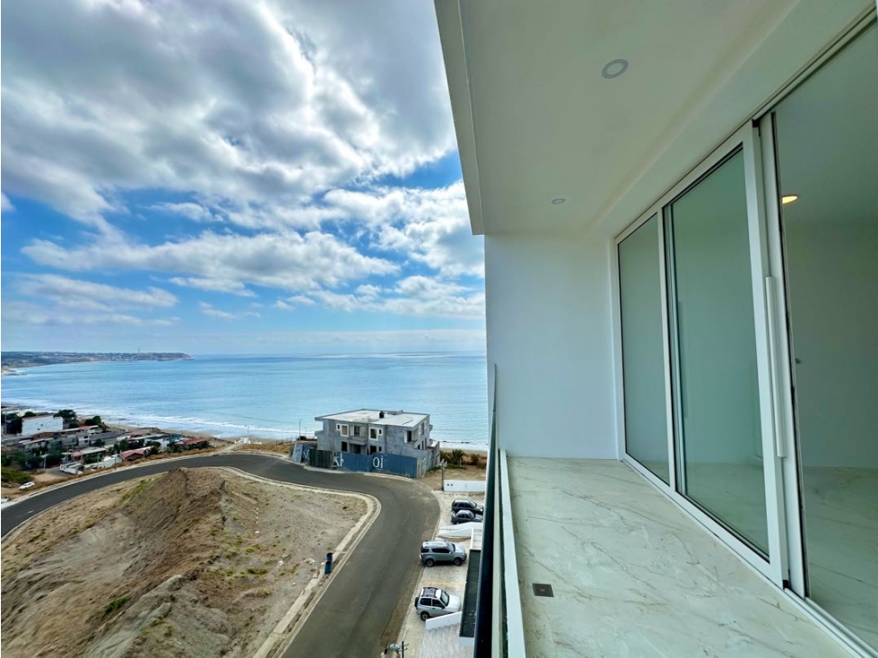 DEPARTAMENTO DE LUJO 2 DORMITORIOS VISTA AL MAR EN TORRES ELIT, MANTA — foto 2