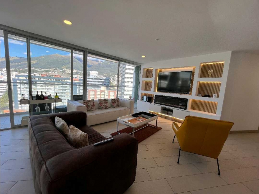 DEPARTAMENTO AMOBLADO EN ARRIENDO LA CAROLINA, QUITO — foto 2