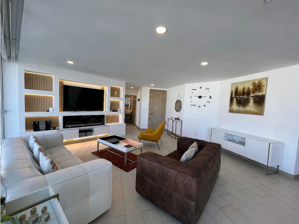 DEPARTAMENTO AMOBLADO EN ARRIENDO LA CAROLINA, QUITO — foto 4
