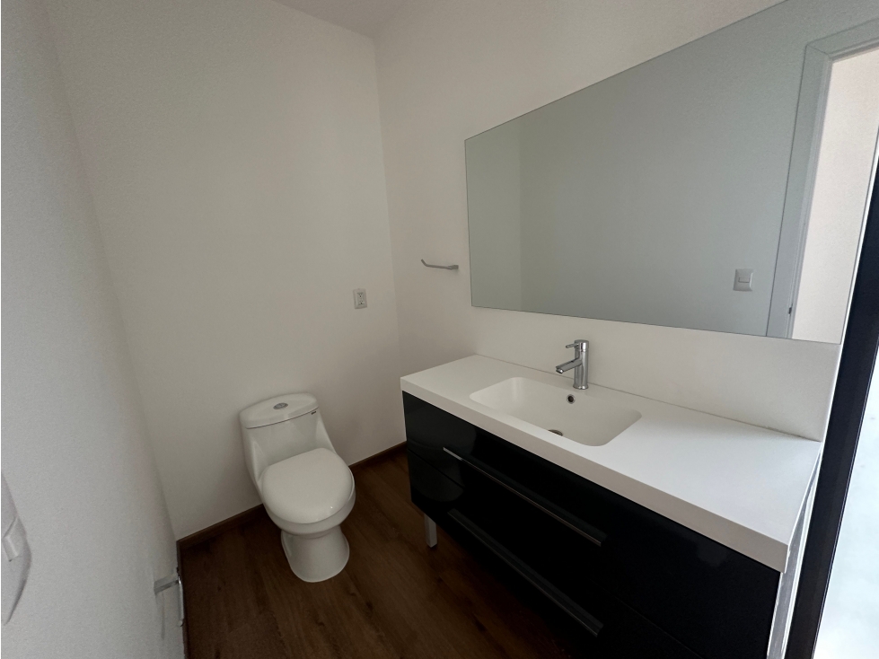 Departamento de Lujo en Altos Juriquilla | 3 Rec y Alberca — foto 4