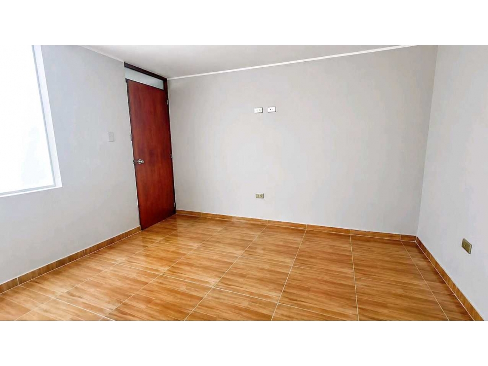 Departamento en 6to Piso Los Jardines SMP Cerca de Plaza Norte — foto 6