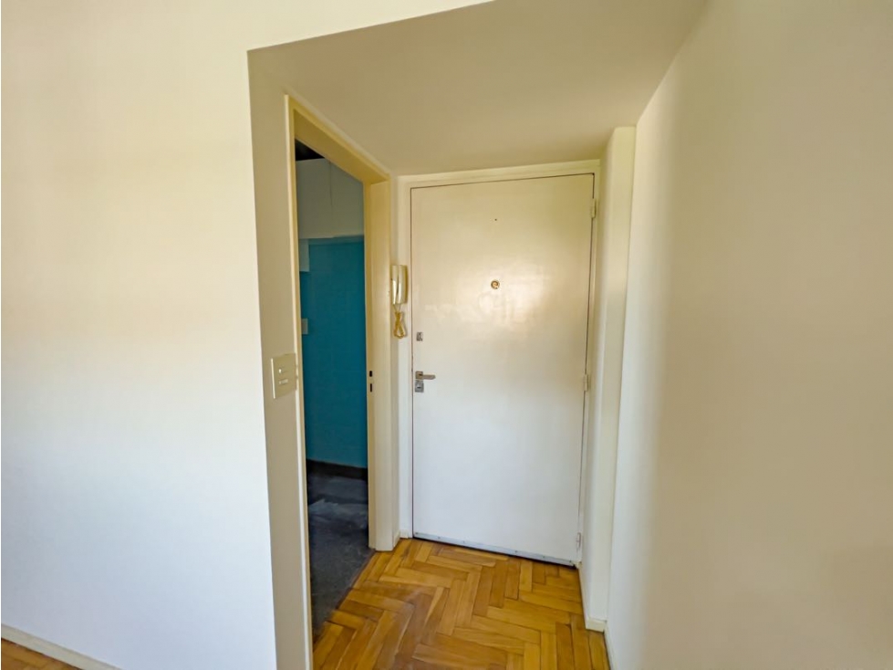 Departamento en ALQUILER- Rivadavia esq. Mitre - 4