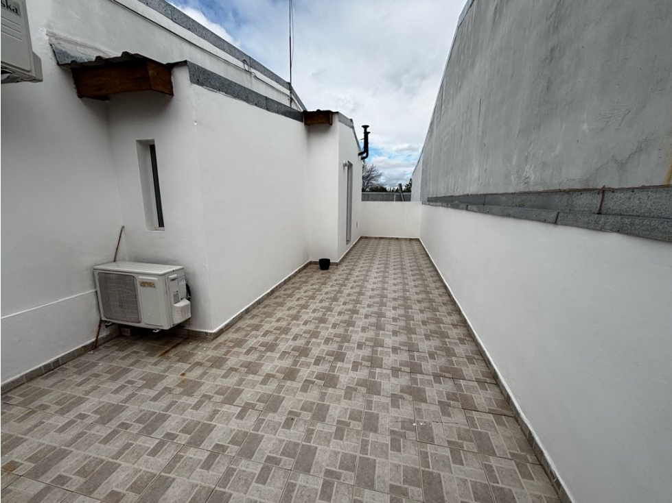 Departamento en alquiler ubicado en el barrio Siderca Rojo - 5