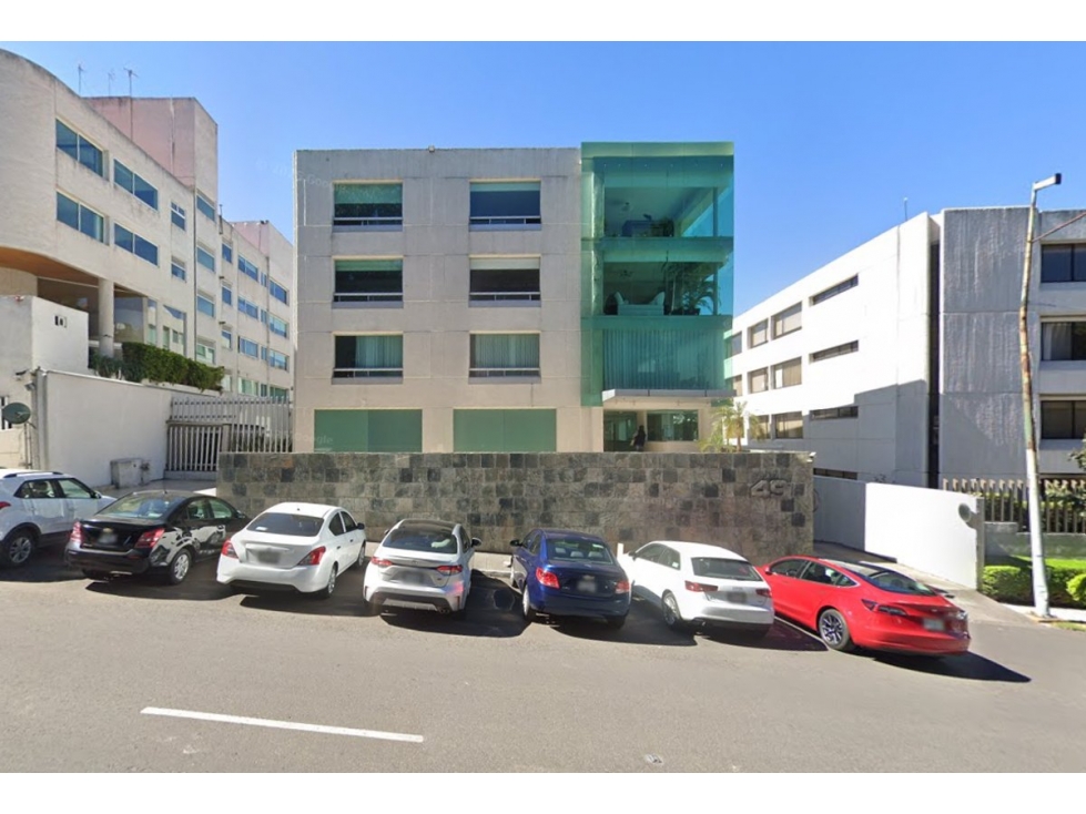 Inversión en Bosques de las Lomas | Depto de 265 m²