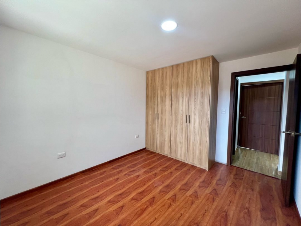 DEPARTAMENTO EN RENTA SECTOR SAYAUSI CUENCA — foto 5