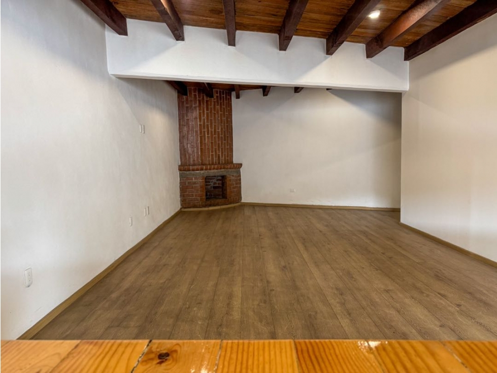 DEPARTAMENTO EN RENTA || VALLE DE BRAVO — foto 2