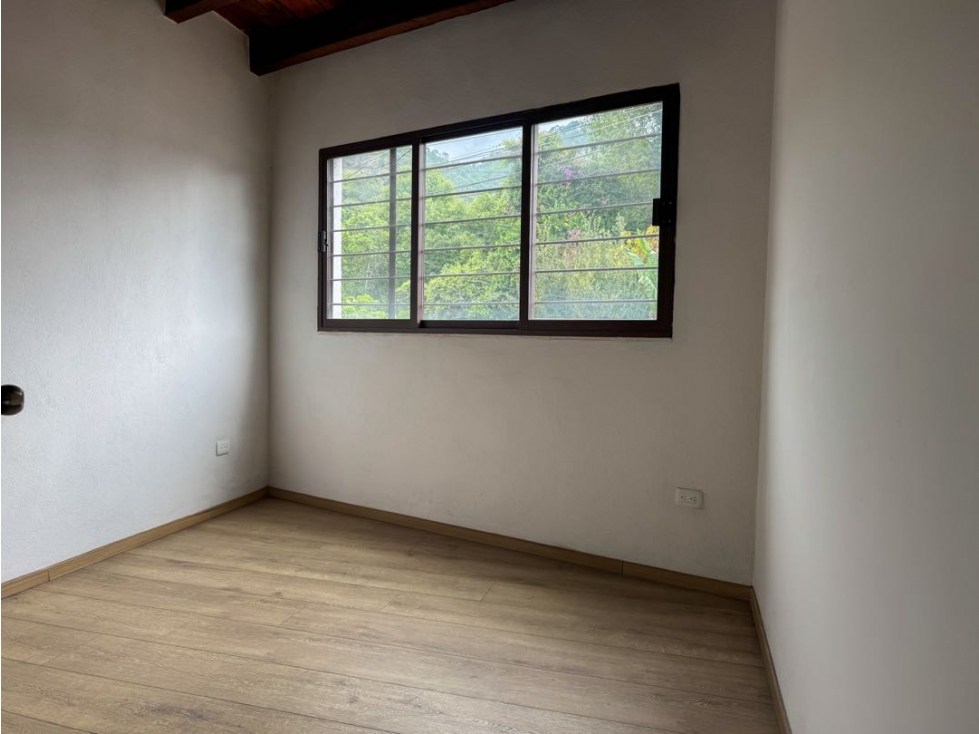 DEPARTAMENTO EN RENTA || VALLE DE BRAVO — foto 4